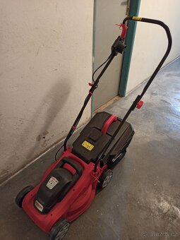 ELEKTRICKÁ SEKAČKA HECHT 1213 - 2