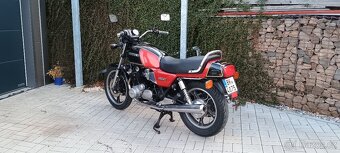 Suzuki gs850g - 2