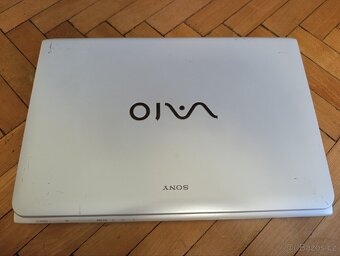 Notebook Sony VAIO SVE151E11N – na díly nebo opravu - 2