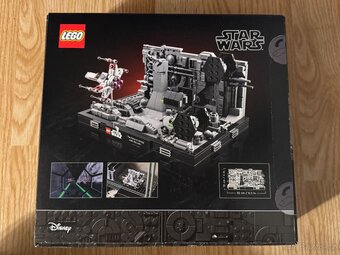 LEGO STAR WARS 75329 - 2