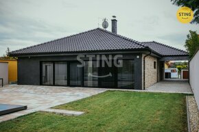 Bungalov 3+kk s garáží a zahradou 1090 m2, Želatovic, 128830 - 2