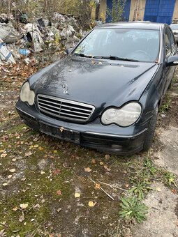 Mercedes Benz w203 2.0d 2003 sedan - 2