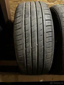 Nexen 215/55 R17 letní - 2