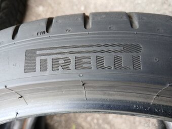 2ks letní pneu 245/35 r20 - 2