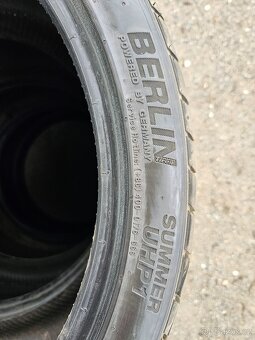 LETNÍ SADA PNEU 235/35/R19 - 2