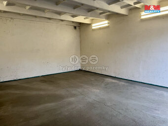 Pronájem dvougaráže, skladu, 40 m2, Chomutov, ul. Vršovců - 2