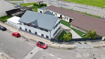 Prodám rodinný dům v Jičíně 2x 4+kk - 2