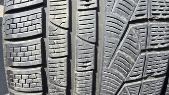 Zimní pneu 265/35/19 Pirelli - 2