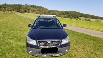 Škoda octavia scout - 2
