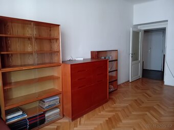 Pronajmu byt 2+1 o ploše 76,53 m2 ve 4.nadzemním podlaží cih - 2