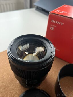 Sony 85mm F1.8 - 2