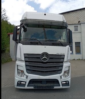 Mercedes Benz Actros 1845 - 2
