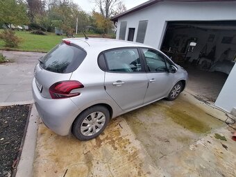 Peugeot 208 - 2