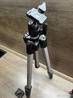 Stativ na fotoaparát Manfrotto / MK394-PQ - 2