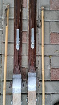 Lyže jasanové s vzáním Massag - 2