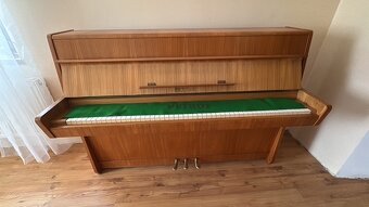 Piano, pianino, klavír Petrof - 2