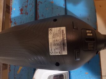 (((. TYČOVÝ VYSAVAČ ELECTROLUX. ))) - 2