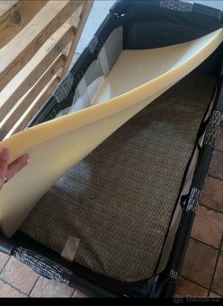 Cestovní postýlka Joie - 2