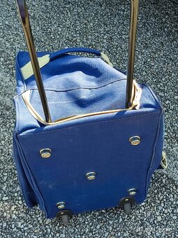 Taška na kolečkách s tahacím madlem - 2