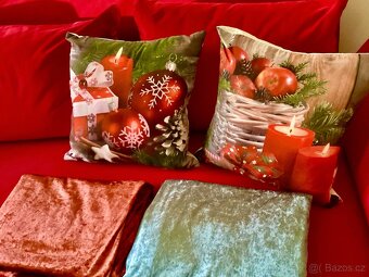 Vánoční dekorační polštář 45 x 45 cm. - 2