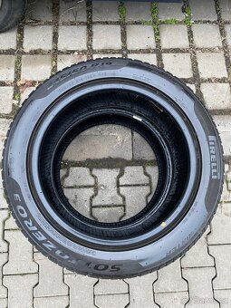 245/50/19 zimní runflat - 2