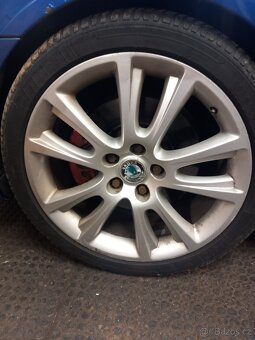 Škoda octavia  rs  2.0 tfsi - 2