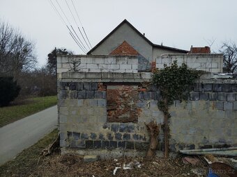 Stavební pozemek.. Loukov - 2