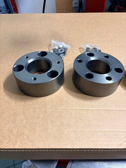 Dodge ram 4-5  podložky - 2