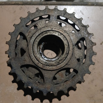 Funkční pětikolečko na závit - 2