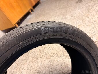 Letní pneu Semperit 235/45/18 - 2