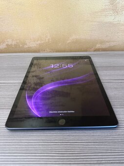 Apple iPad 7 32GB Space Gray, top stav - 2