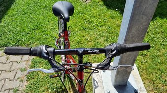 Trekové kolo Madison - 2