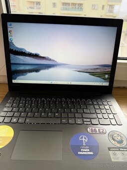 Prodám herní notebook Lenovo IdeaPad 330-15ICH - 2