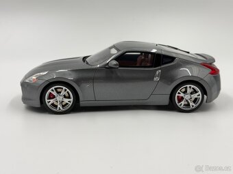 Nissan 370Z - 2