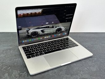 MacBook Pro 13'' 2019 / i5 / 16GB / 256GB SSD - DPH - 2
