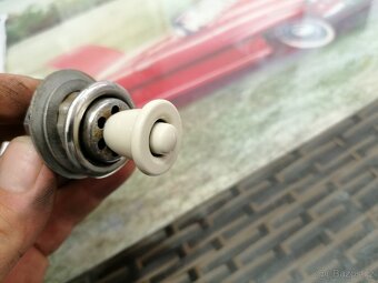 Škoda 450 zapalovač - 2