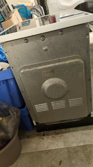 Sporak Gorenje - elektricky s troubou a plne funkcni - 2