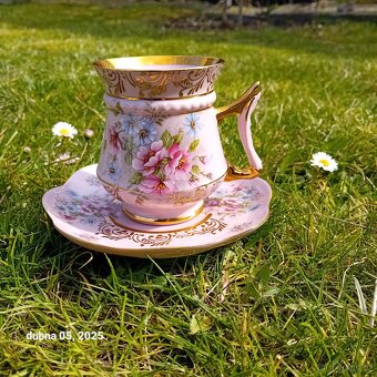 Sada růžového porcelánu. - 2