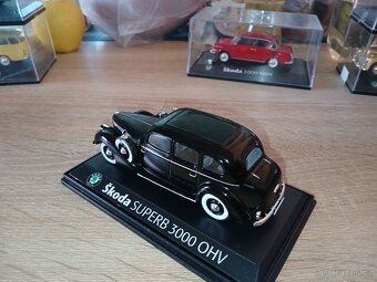 Skoda superb 3000 OHV 1:43 deagostini - 2