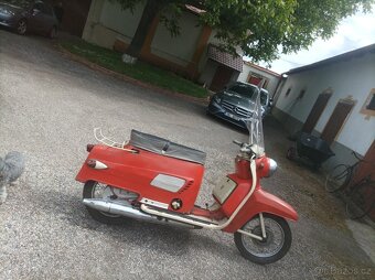 Skútr Tatra 125 - 2