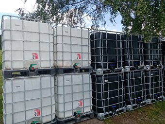 IBC nádrže kontejnery na 1000 litrů - 2