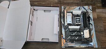 Prodam herni zakladni desku asus b650e-max gaming ZARUKA - 2