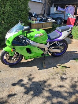 Kawasaki ZX7R ninja - 2