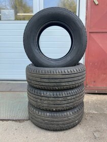 Letní pneu 215/70 R15 - Toyo Proxes CF2 SUV - téměř nové - 2