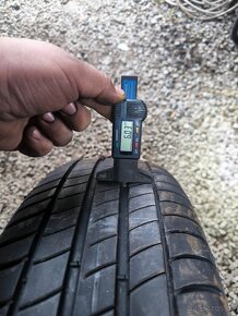 Letni pneu Michelin 195 55 R20 - 2