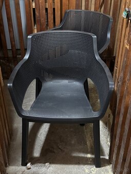Židle - 2