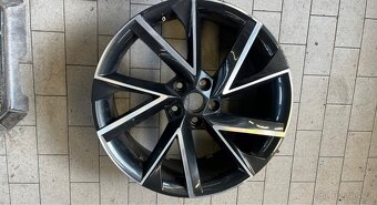 Prodám originální alu kola Škoda Vega R19 - 2