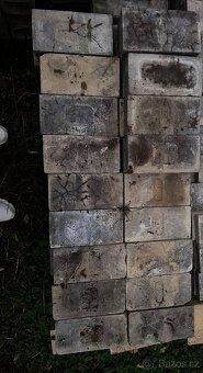 Magnezitove cihly, různé velikosto - 2