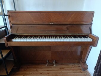 Daruji klavír - pianino - 2