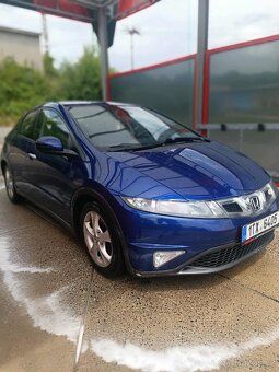 Honda Civic 8g - 2